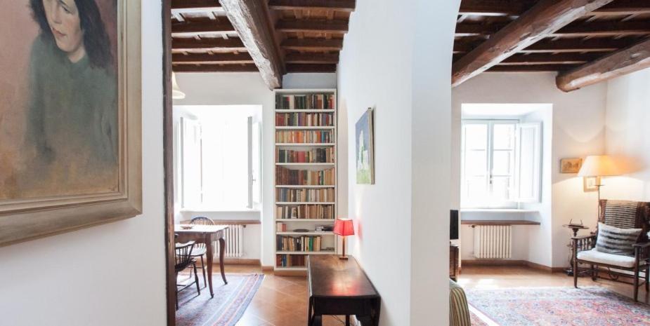 Apartment Libri Flat Rom